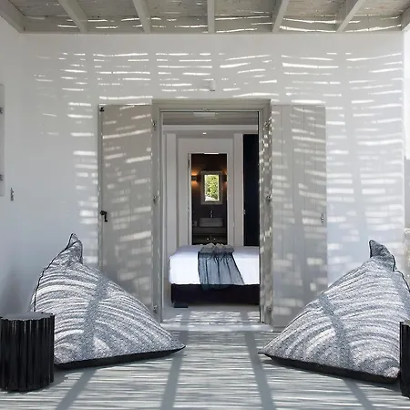 Amalgam Homes Mykonos Kalafatis